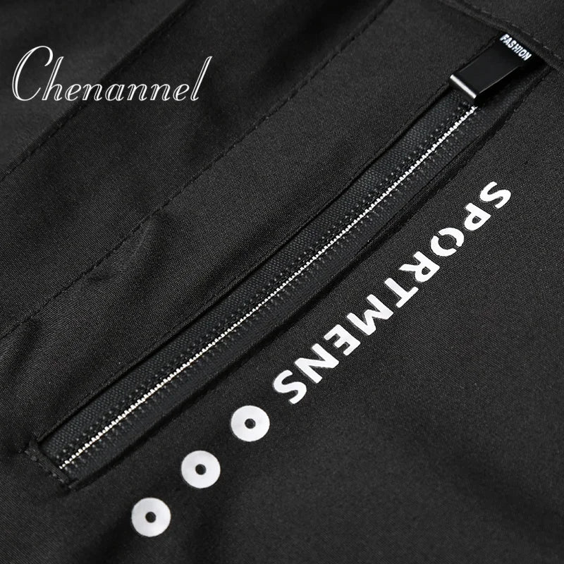 Hooded jacket for men in autumn and winter
